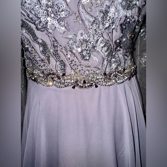 NWT $798 MAC DUGGAL EMBROIDERED ILLUSION LONG SLEEVE GOWN DRESS MIST EXCLUSIVE - Picture 2 of 5